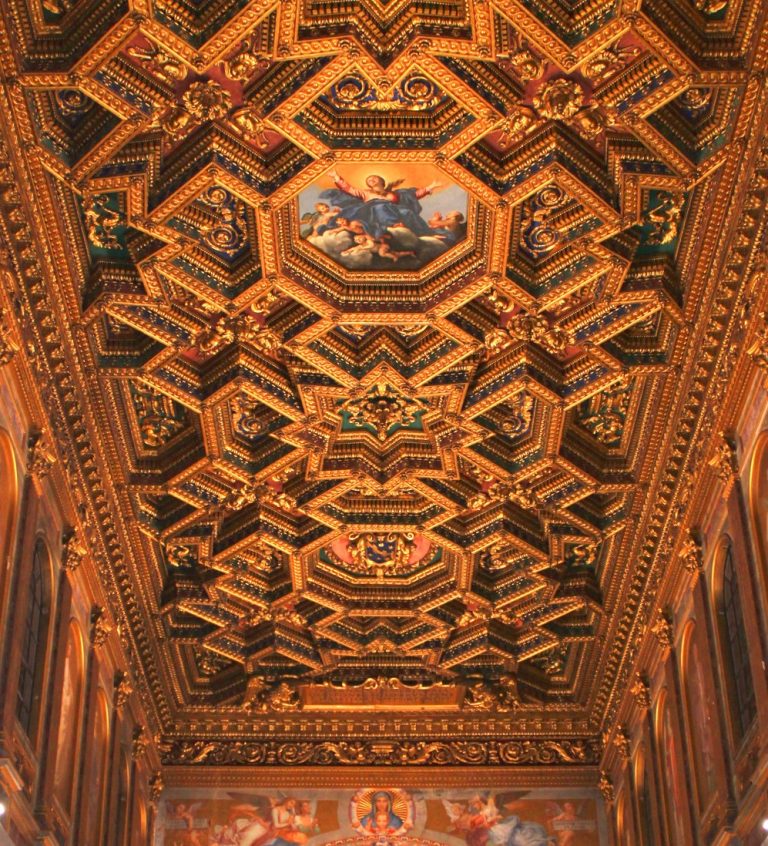 Il soffitto di Santa Maria in Trastevere