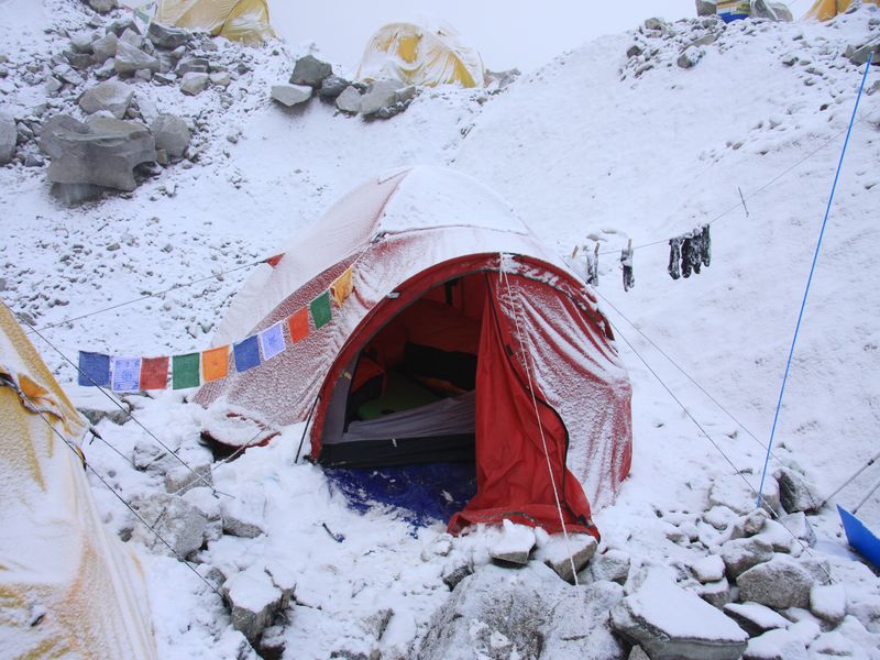 Una delle tende dove hanno dormito gli sperimentatori al campo base dell’Everest.
